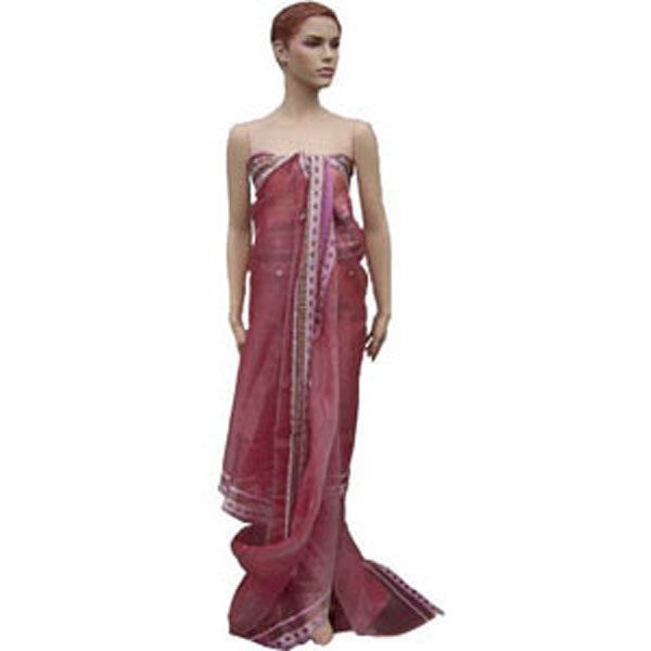  Mannequin dressed in Sari