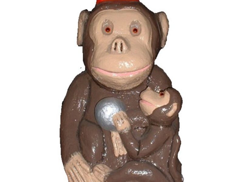  Model of Monkey with baby