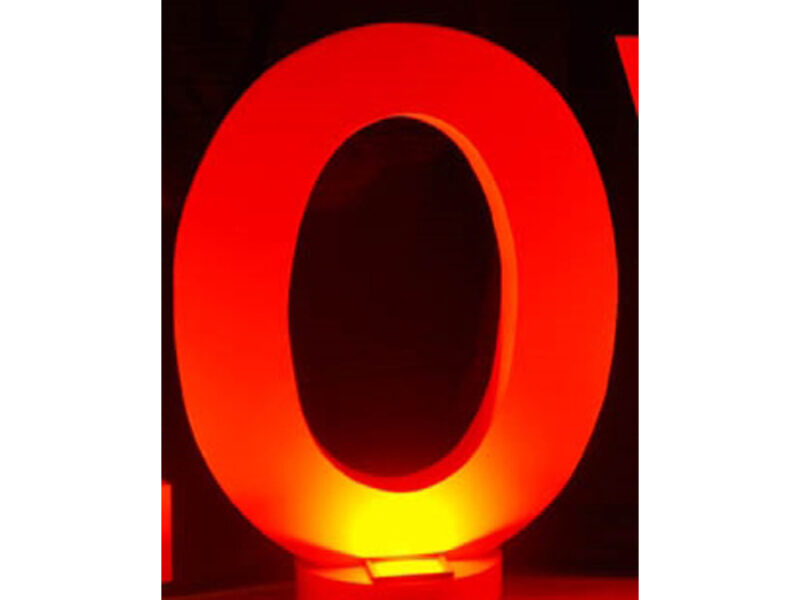Giant Letter "O" c/w uplighter