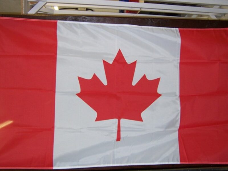  Flag Canadian c/w Pole